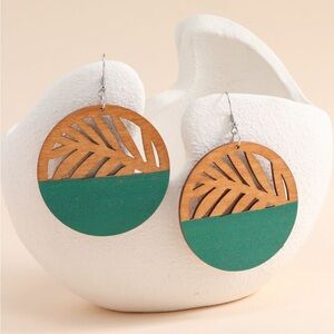 Large Wooden Leaf Cutout Earrings with Green Accent NWT